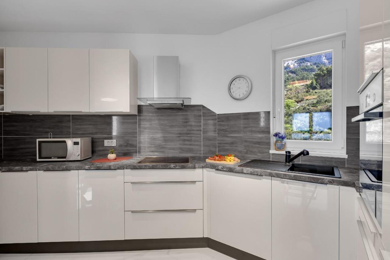 Apartment Navis, Sea View Makarska Extérieur photo