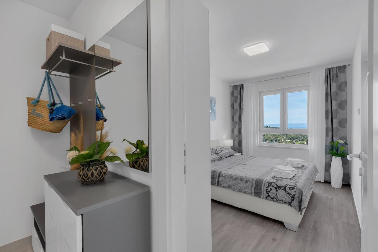 Apartment Navis, Sea View Makarska Extérieur photo